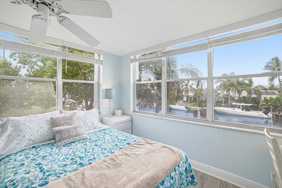 24-Bedroom1-View