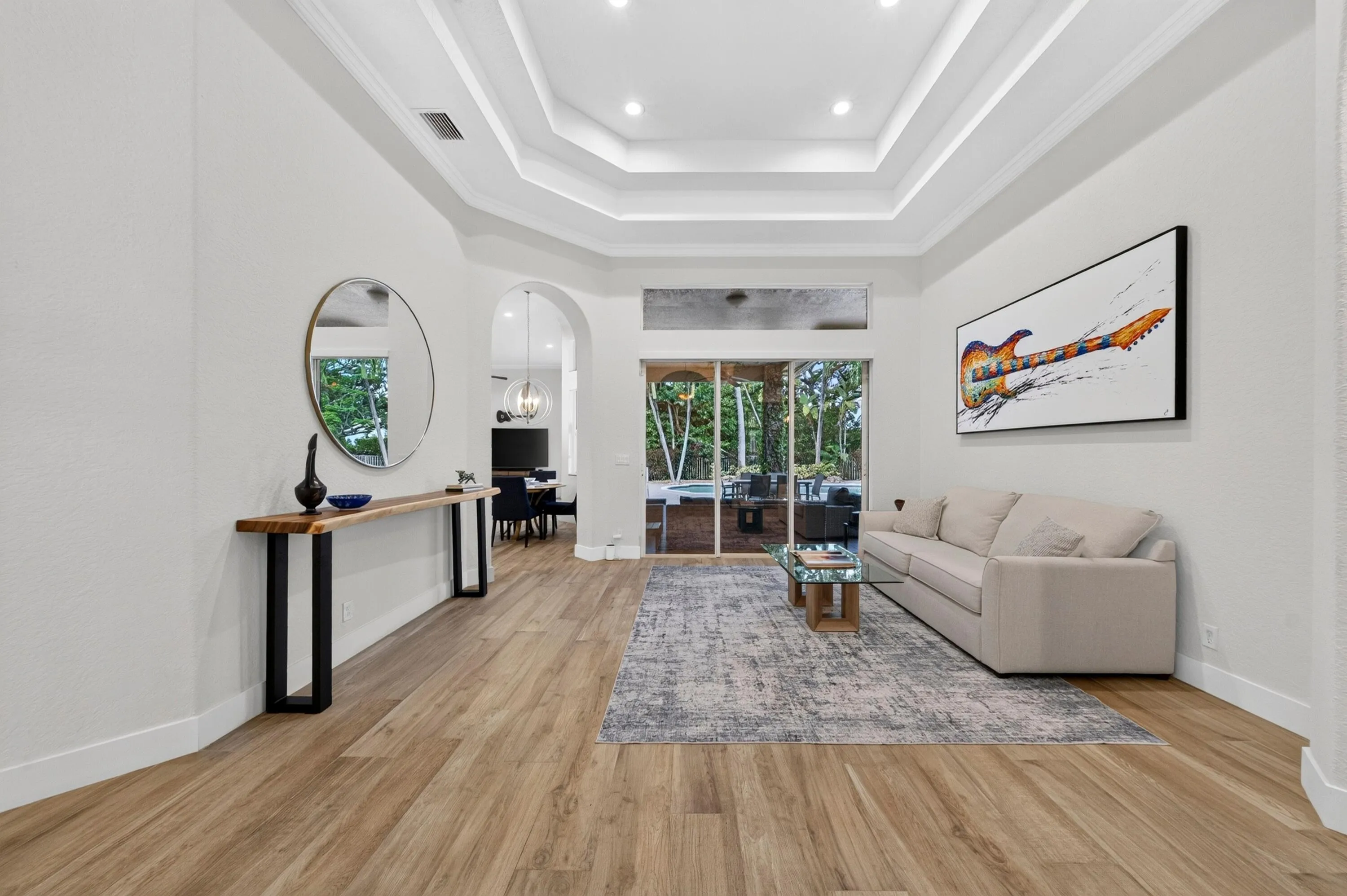 011-038-Living Room-4000x2662