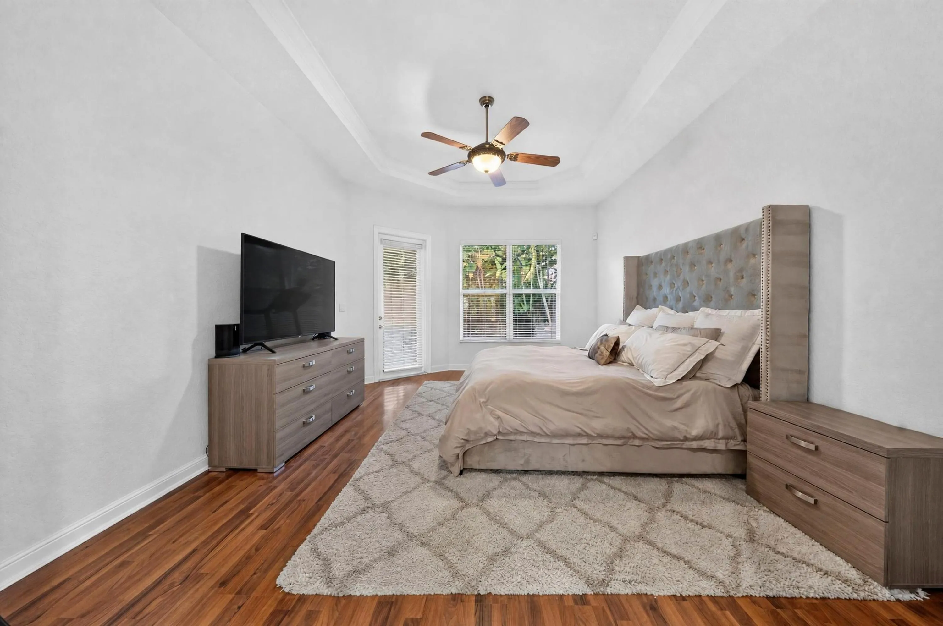 024-047-Primary Bedroom-4000x2656