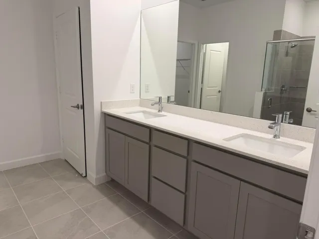 double sink vanity in master bathroom