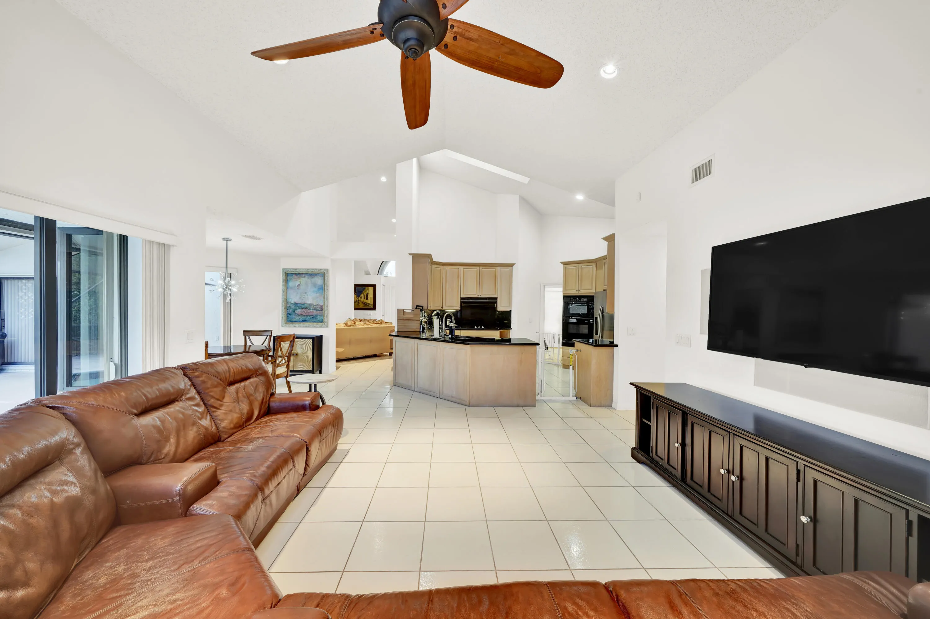 Living Room (3) (2)