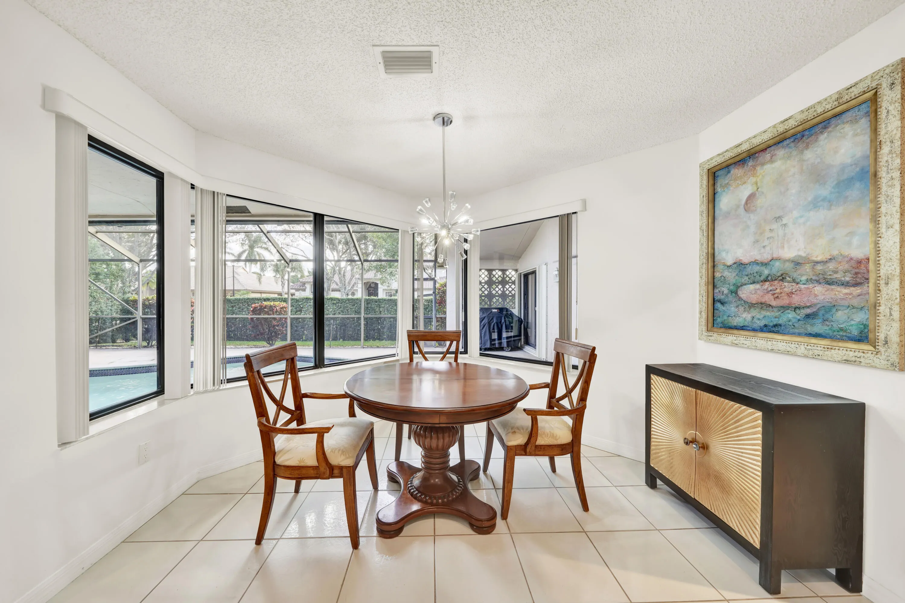 Breakfast Nook (2)