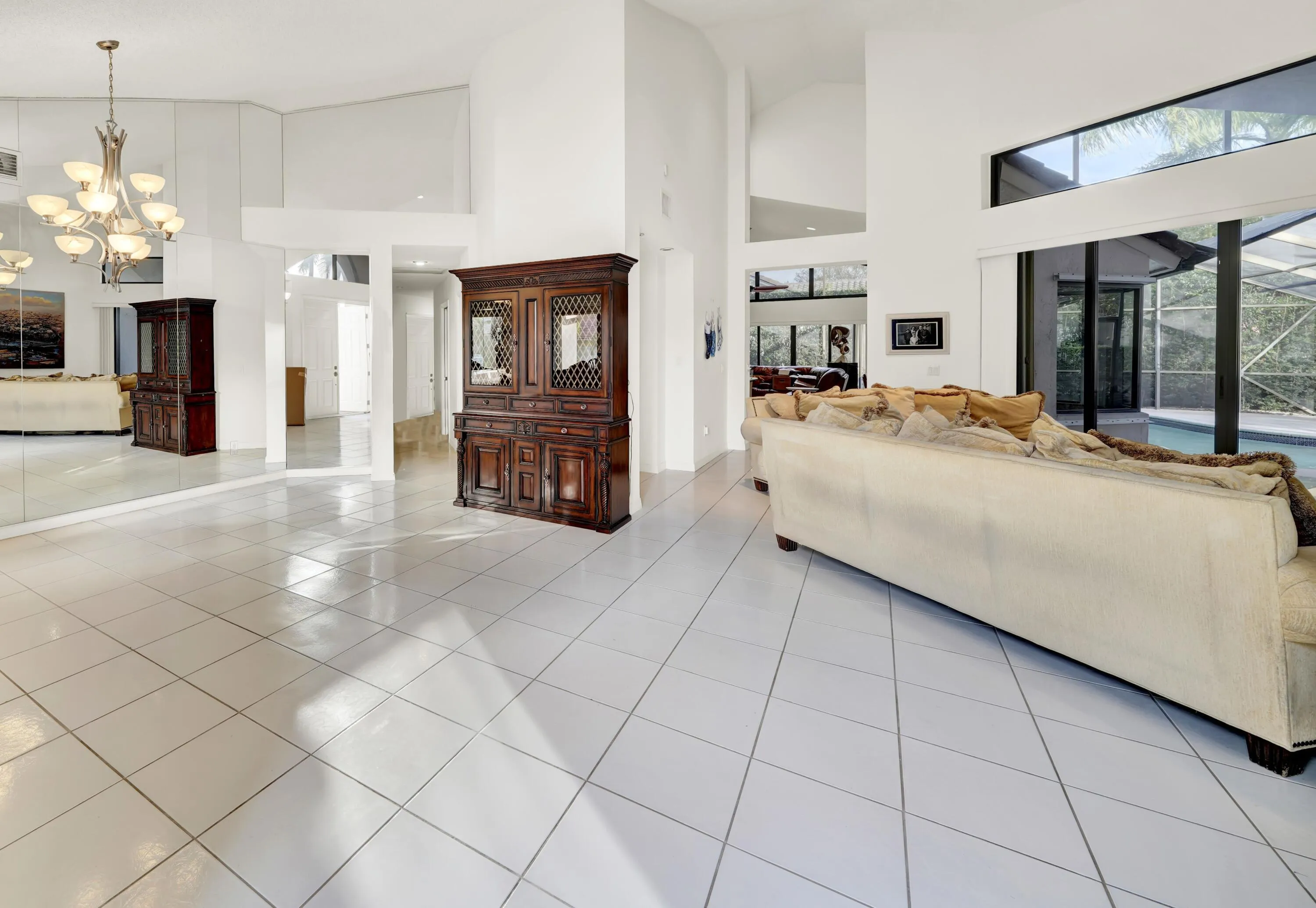 Entry - Living Room (3)