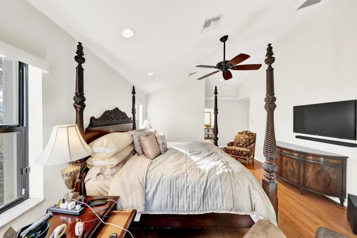Owner's Suite (3) (1)