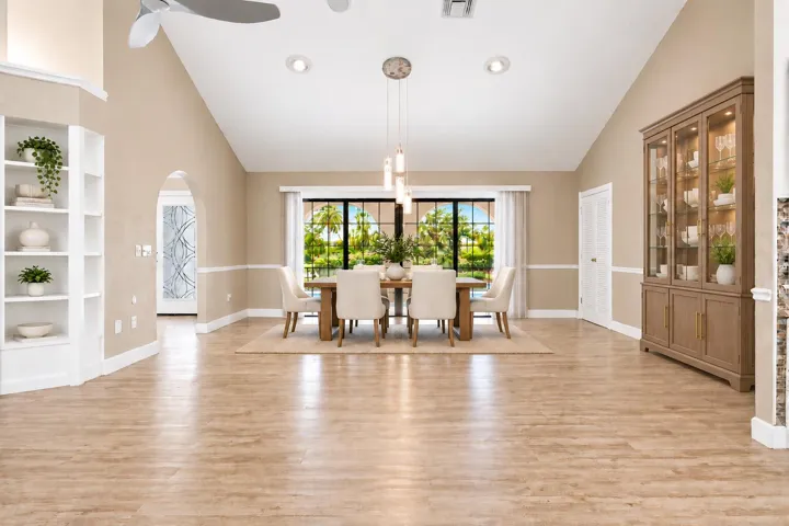 STAGED dining