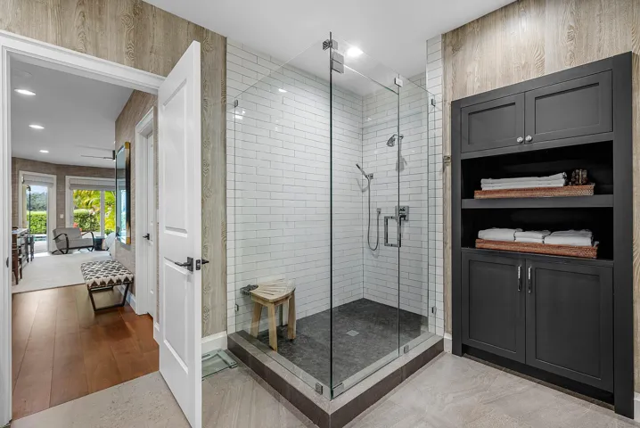 041-21359HarrowCourt-BocaRaton-FL-33433-