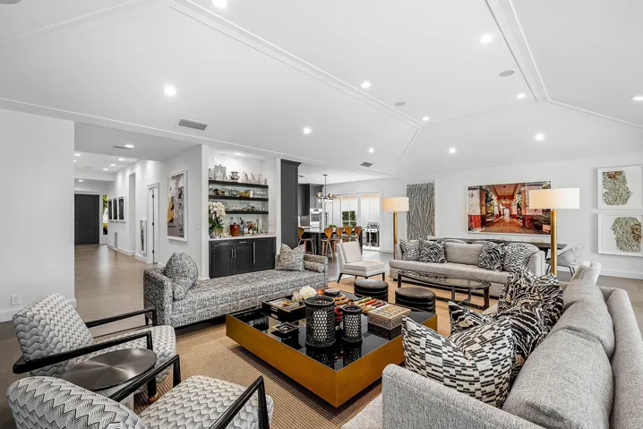 017-21359HarrowCourt-BocaRaton-FL-33433-