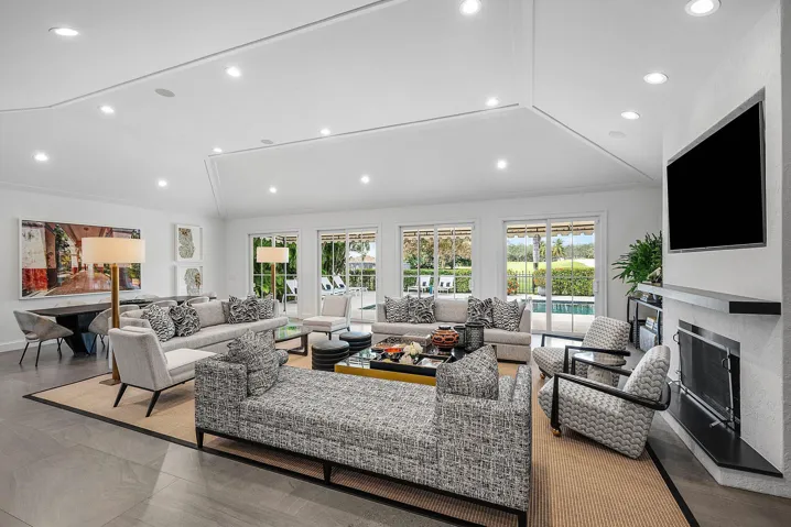 010-21359HarrowCourt-BocaRaton-FL-33433-