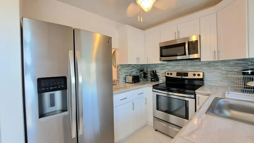 1445 SE 15th Ct #202 Deerfield Beach, FL