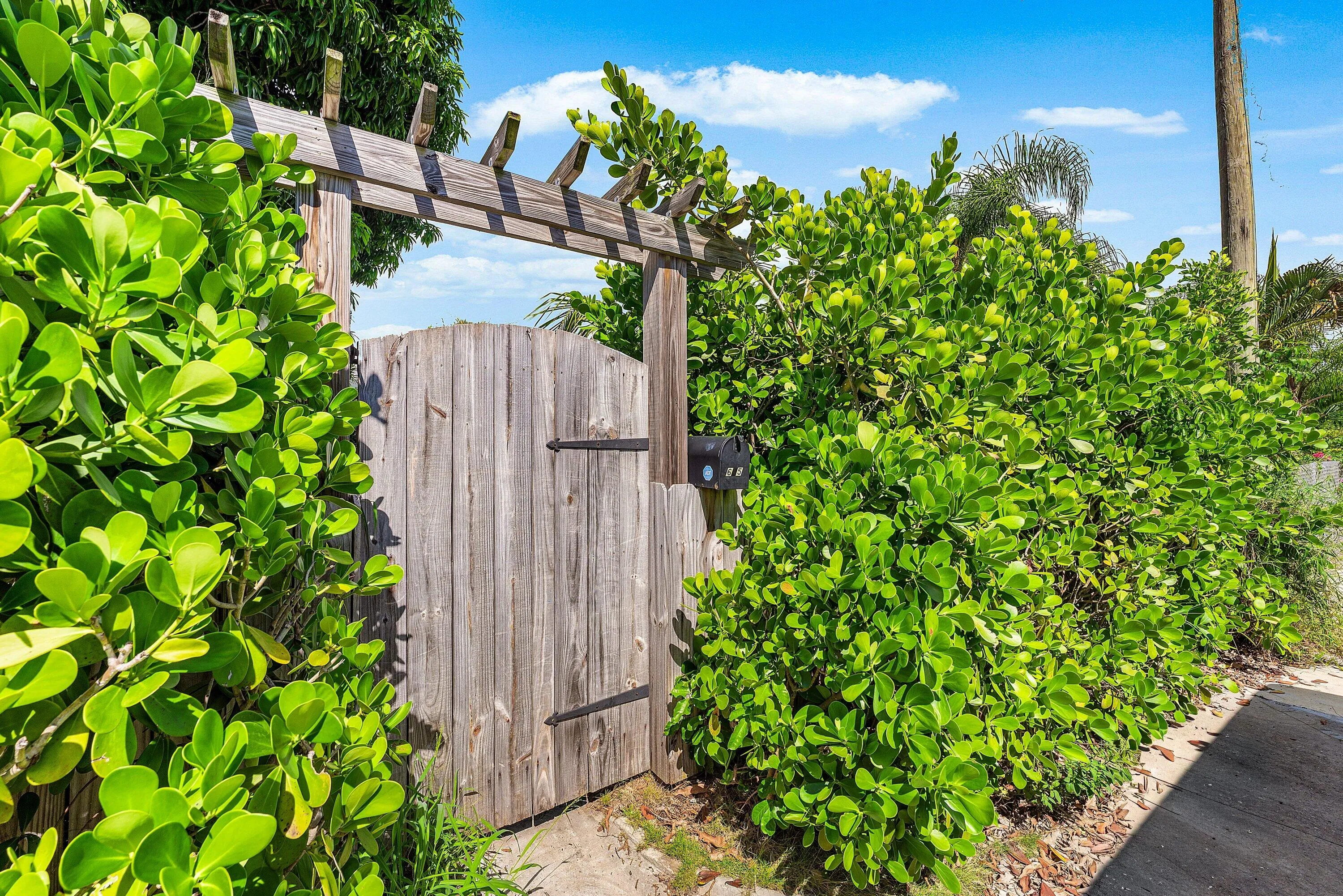 002-615NorthLStreet-LakeWorthBeach-FL-33