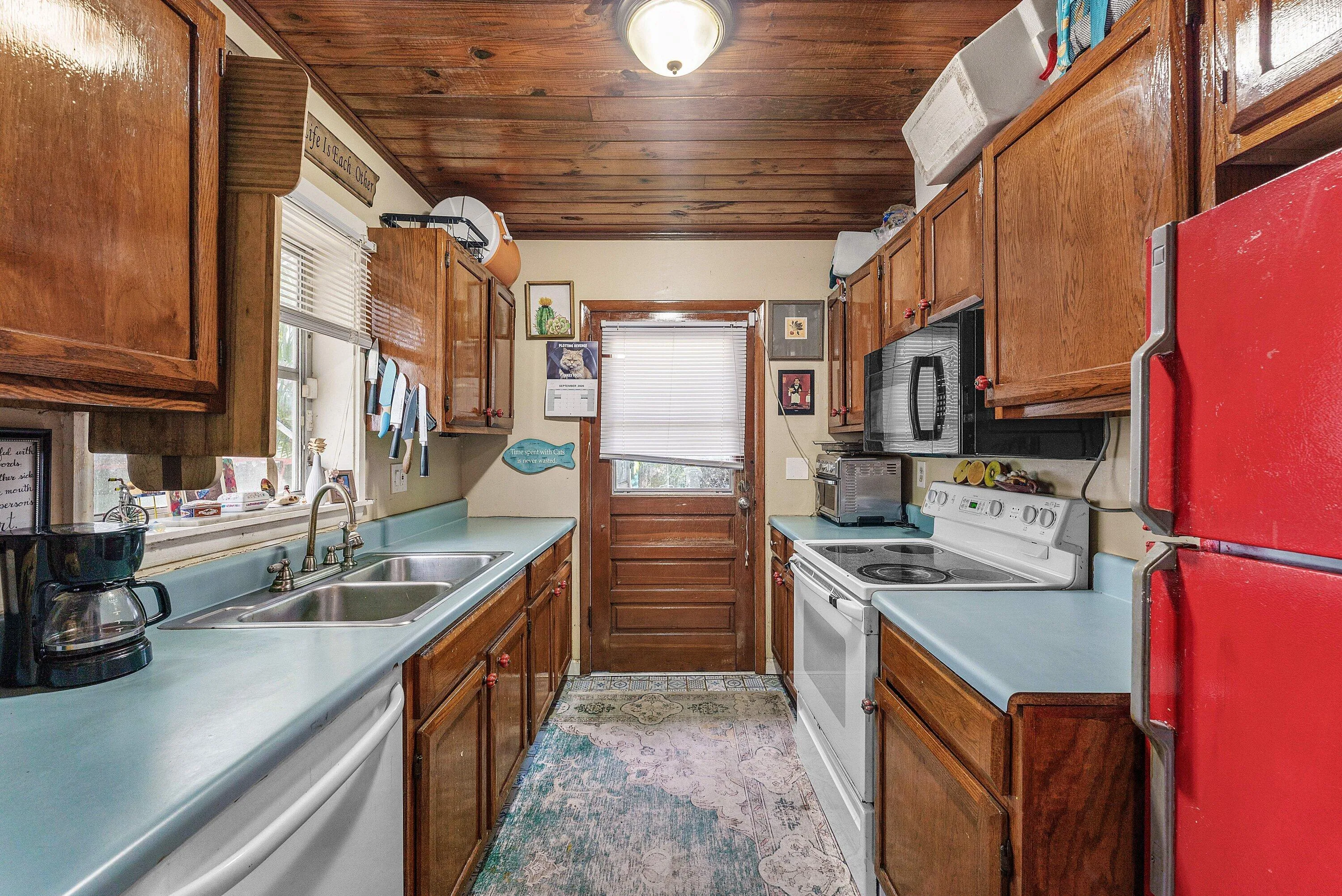 008-615NorthLStreet-LakeWorthBeach-FL-33
