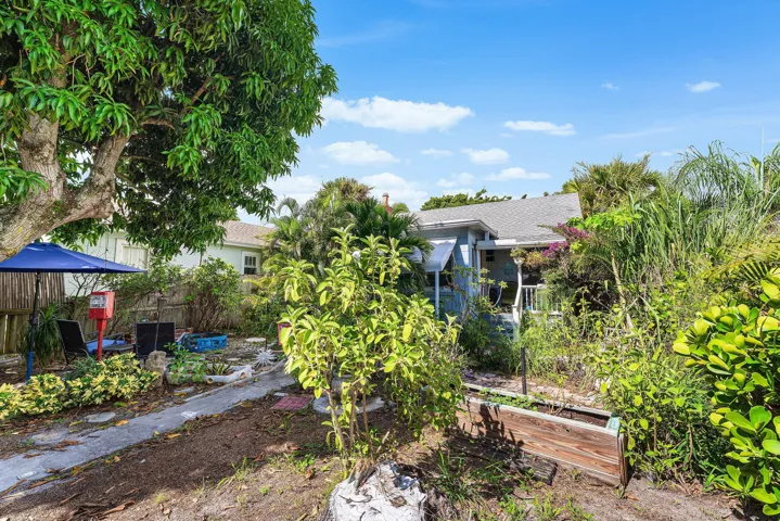 005-615NorthLStreet-LakeWorthBeach-FL-33