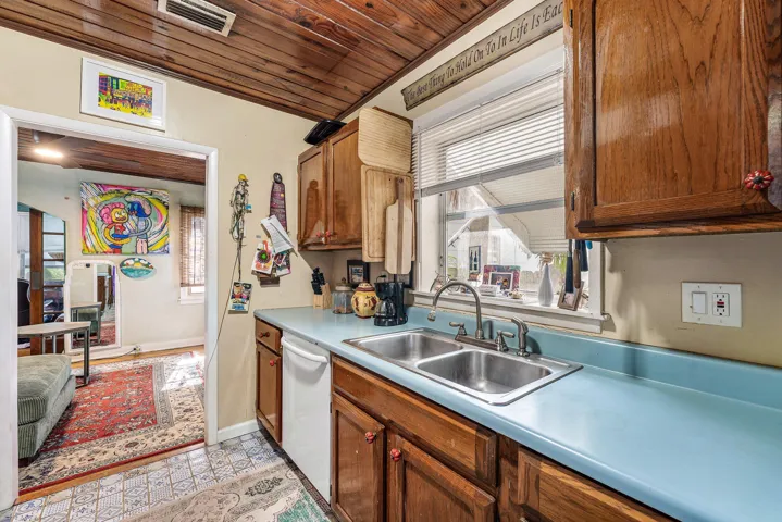 011-615NorthLStreet-LakeWorthBeach-FL-33