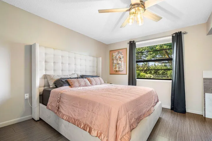 013-6121BalboaCircle-103-BocaRaton-FL-33