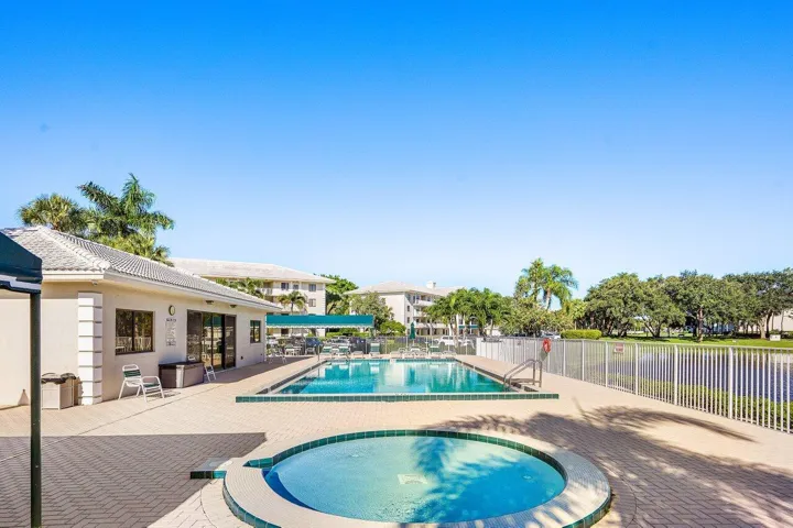 023-6121BalboaCircle-103-BocaRaton-FL-33