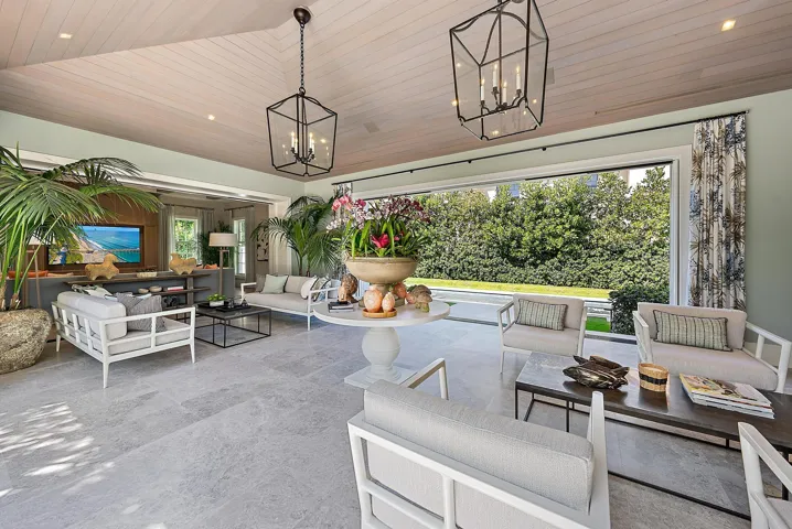 Covered Terrace