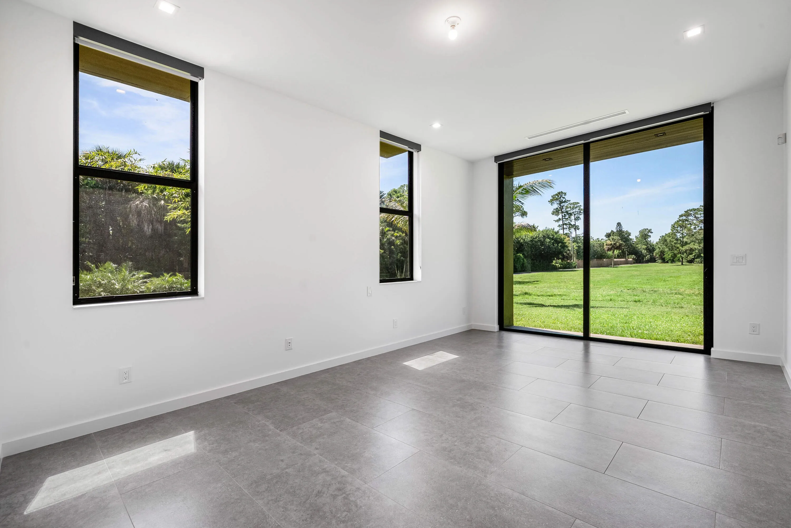 025-11802AcmeRoad-Wellington-FL-33414-FU
