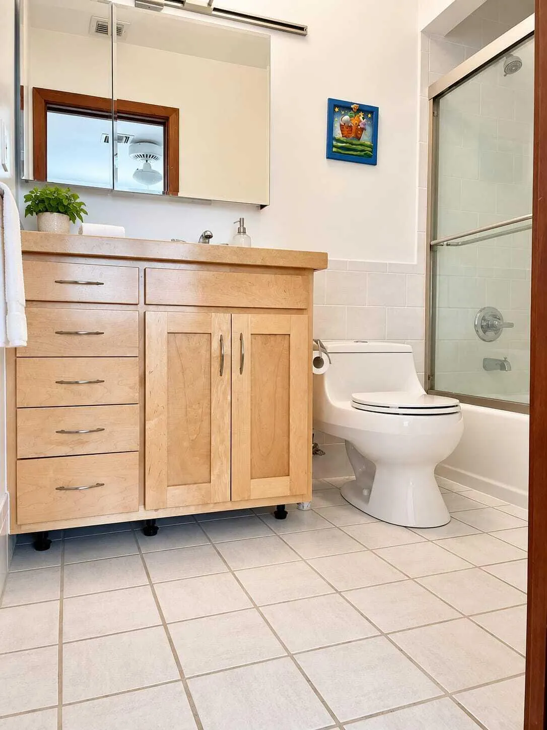 second bedroom bathroom ensuite