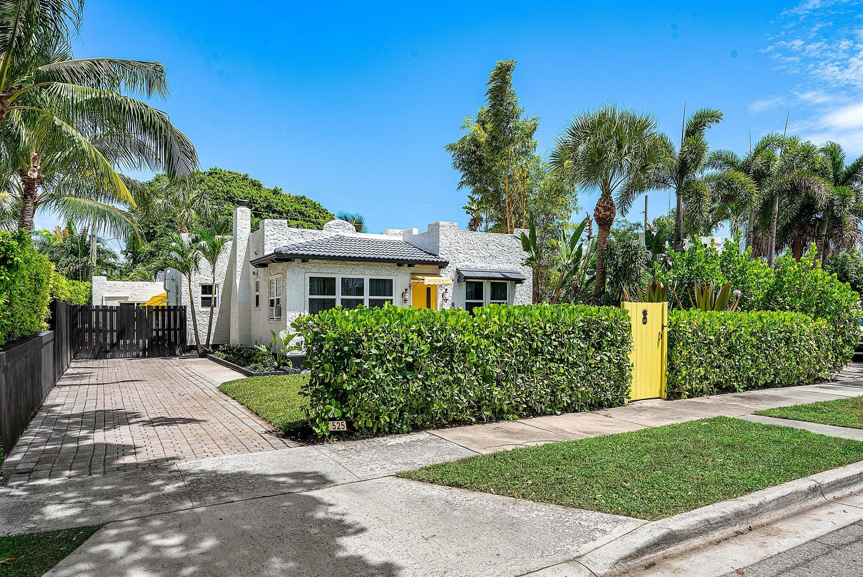 002-525WestwoodRoad-WestPalmBeach-FL-334