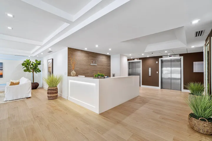 Lobby_ front desk