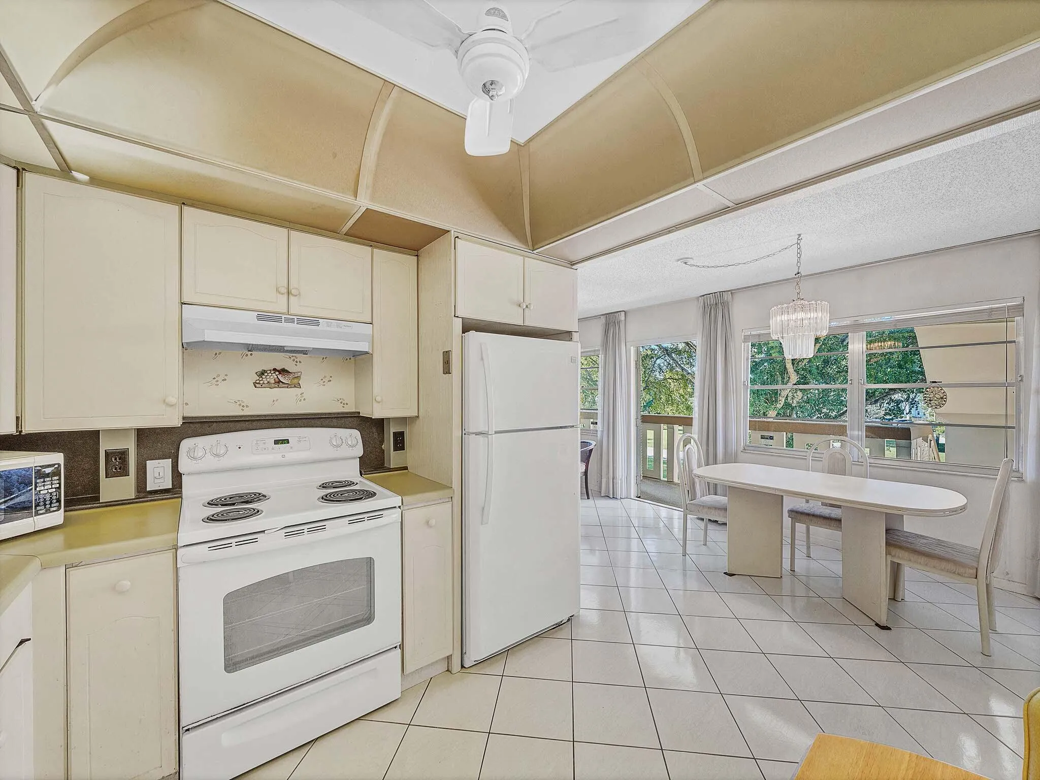 5 Kitchen (3)