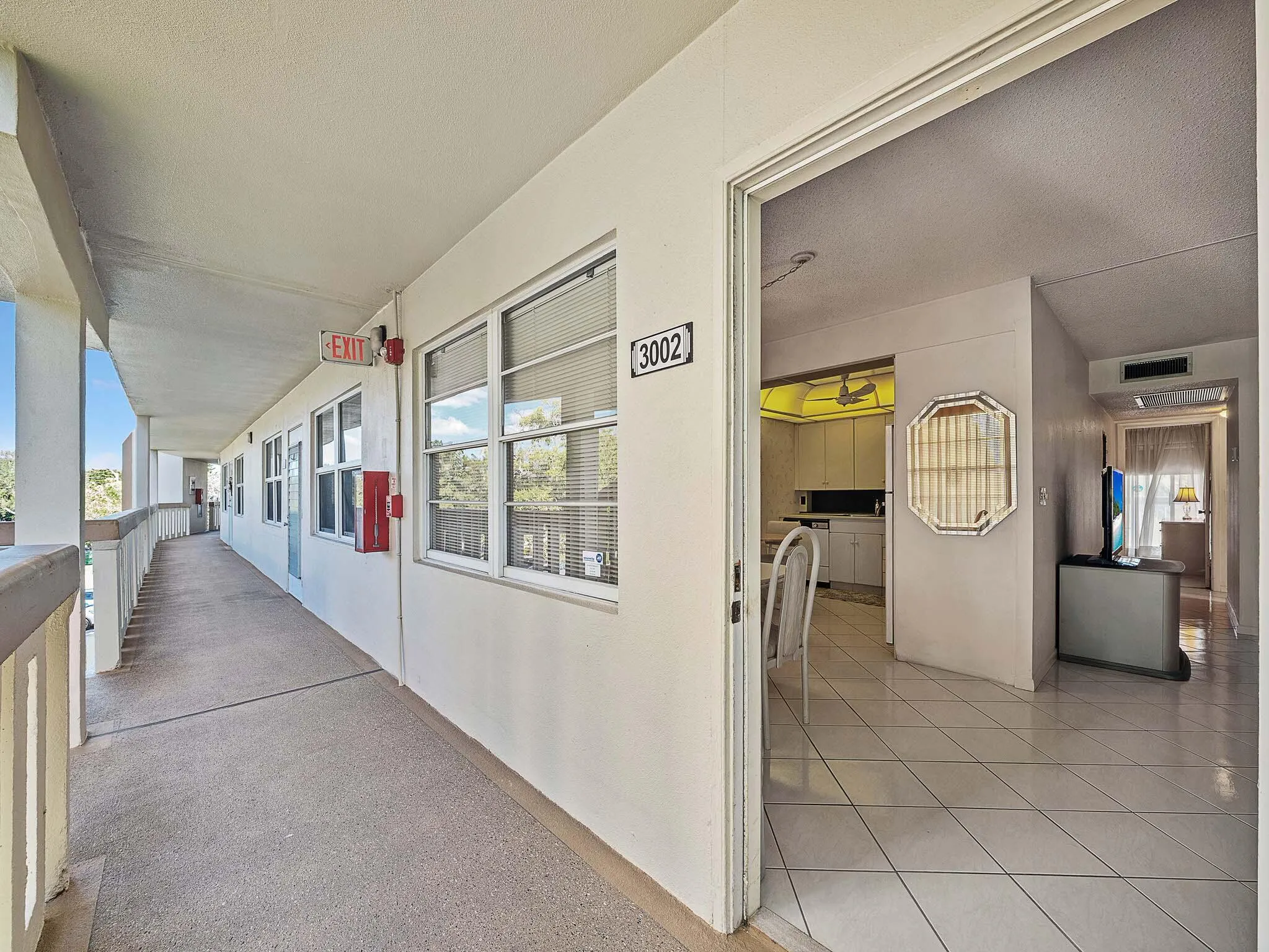 2 Entrance (2)