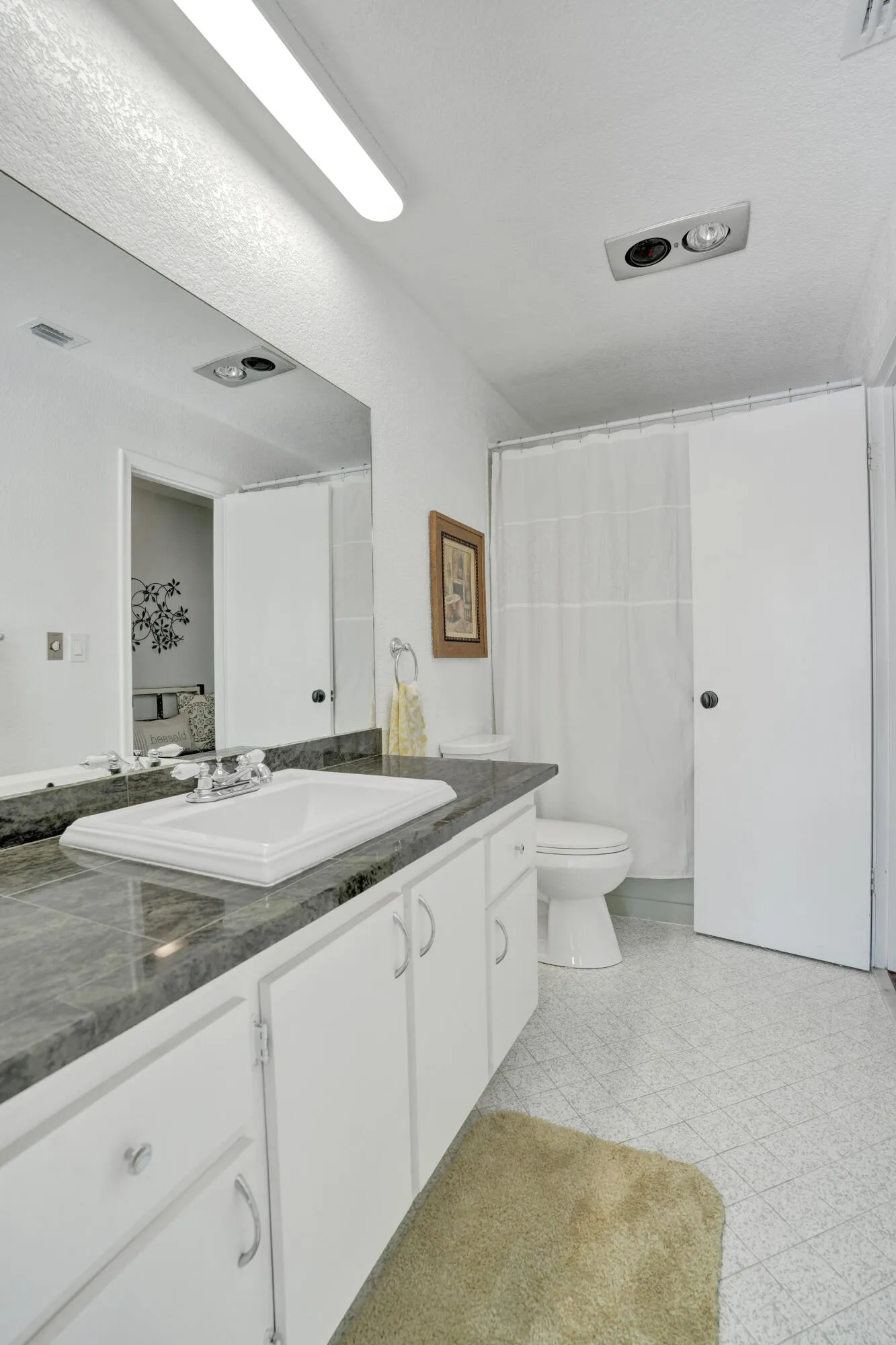 Guest/Cabana bath shower/ tub combo