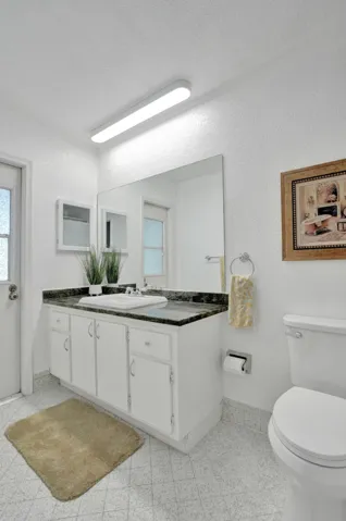 Guest/Cabana bath