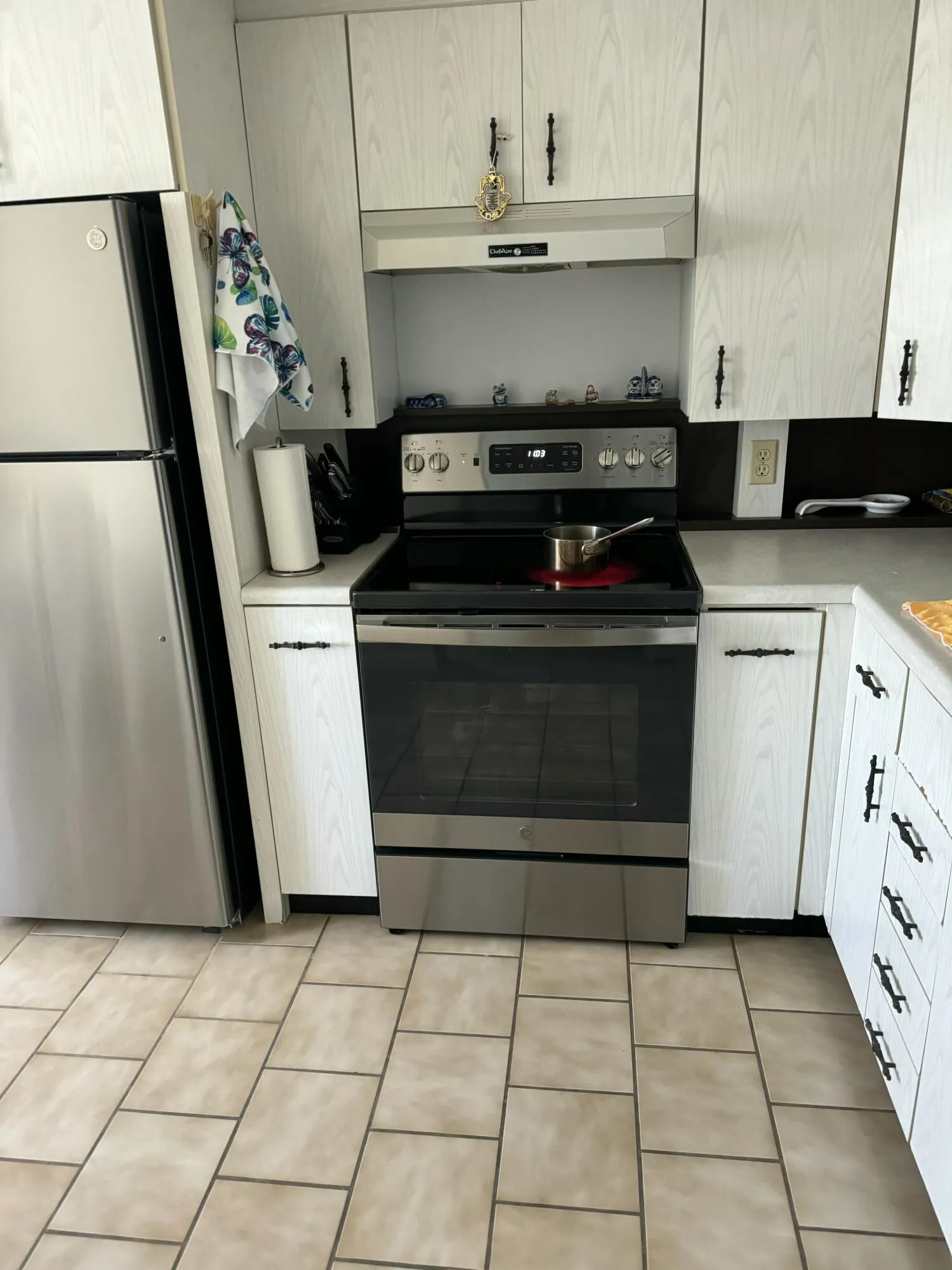 092CFE59-DDC6-4BDE-A199-CEE466378795