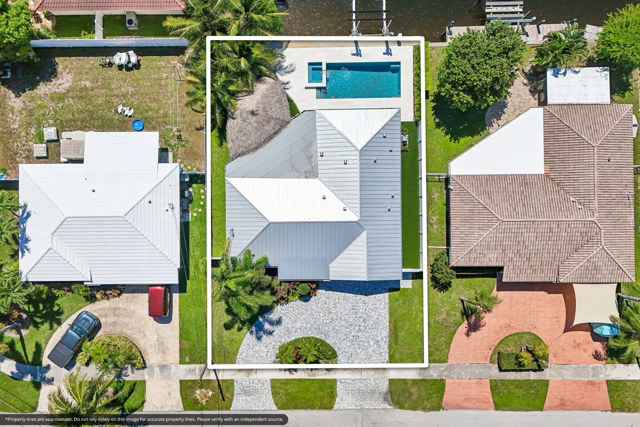 60-web-or-mls-61-print-SE 9th Ave-S1208-