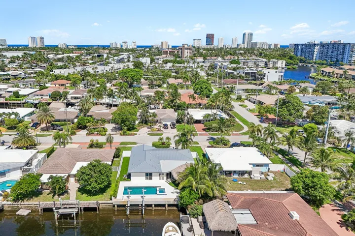 69-web-or-mls-SE 9th Ave-S1208-067