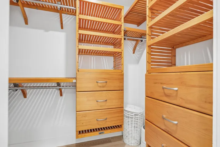 36-web-or-mls-SE 9th Ave-S1208-036