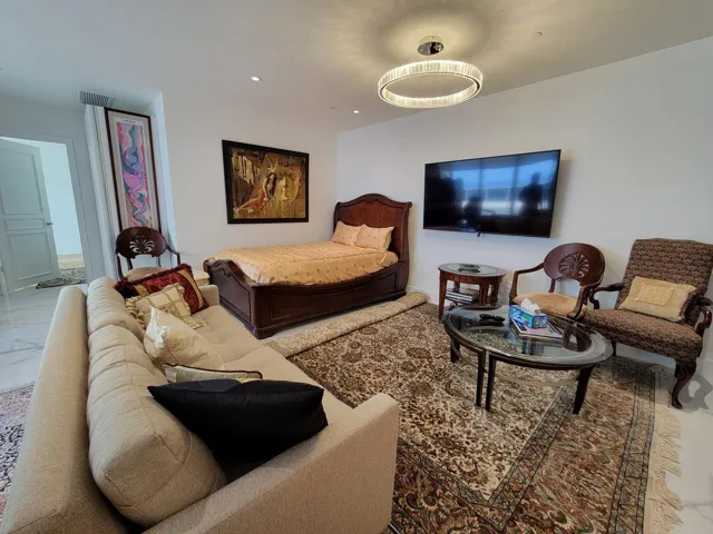 Deb (3rd Bedroom)