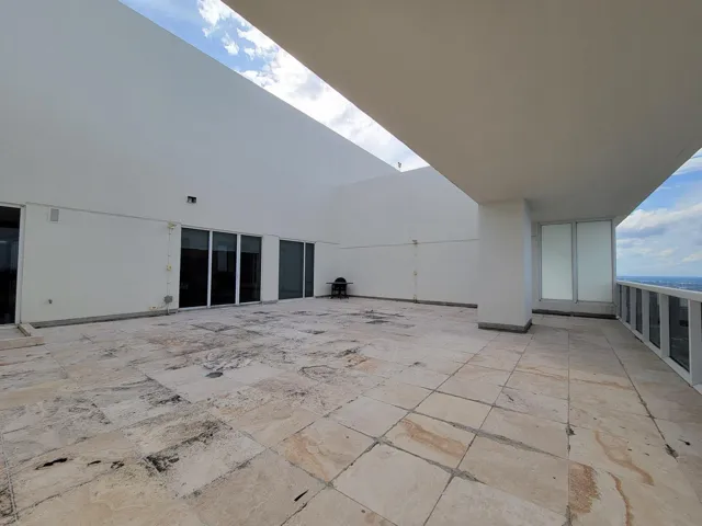 Balcony (Upstairs)