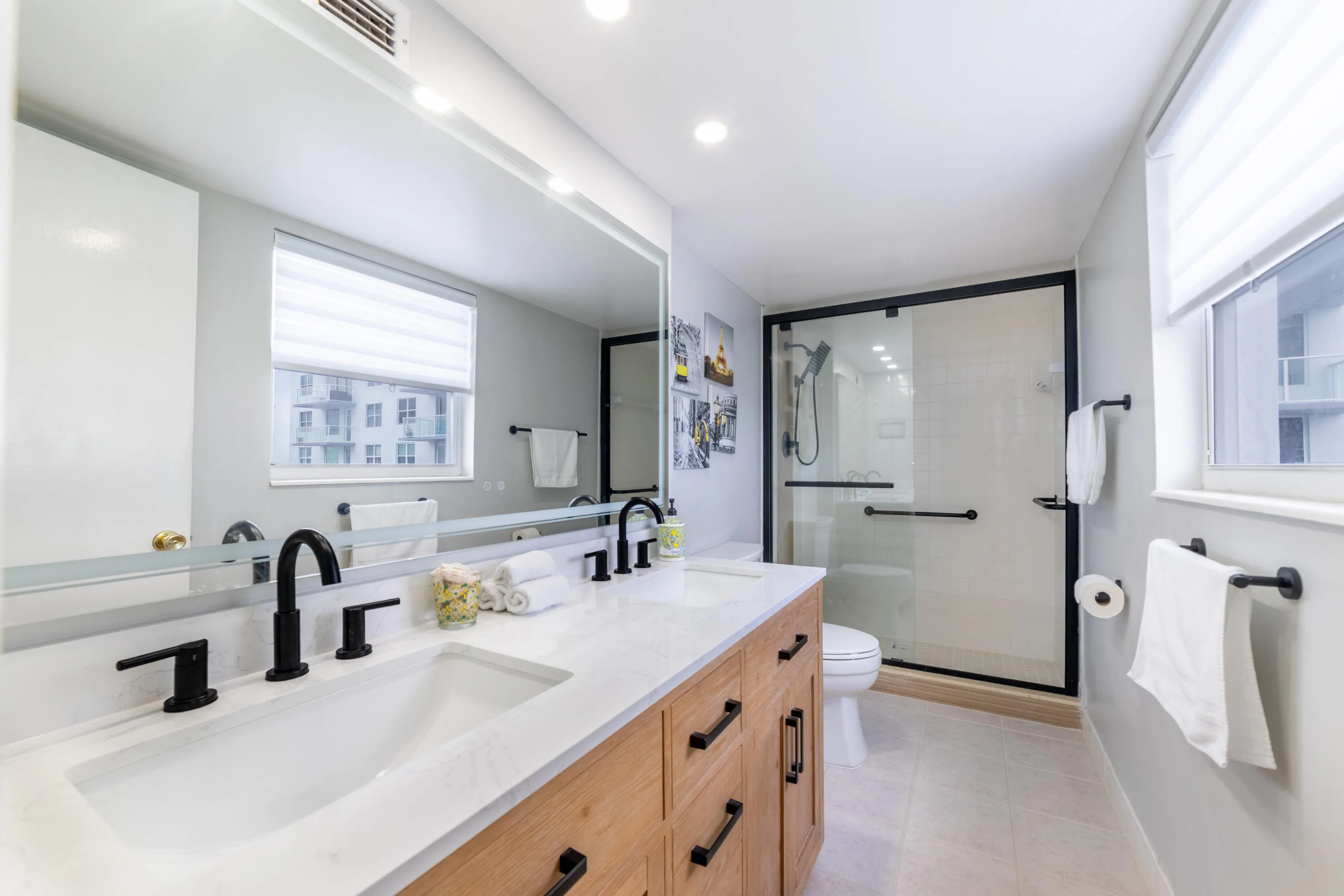 Ensuite Primary Bathroom