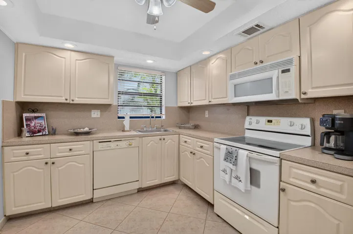 544 Piedmont L- Larger Luxury Condo on Golf Course
