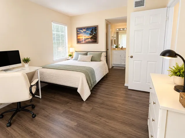 2nd Bedroom
