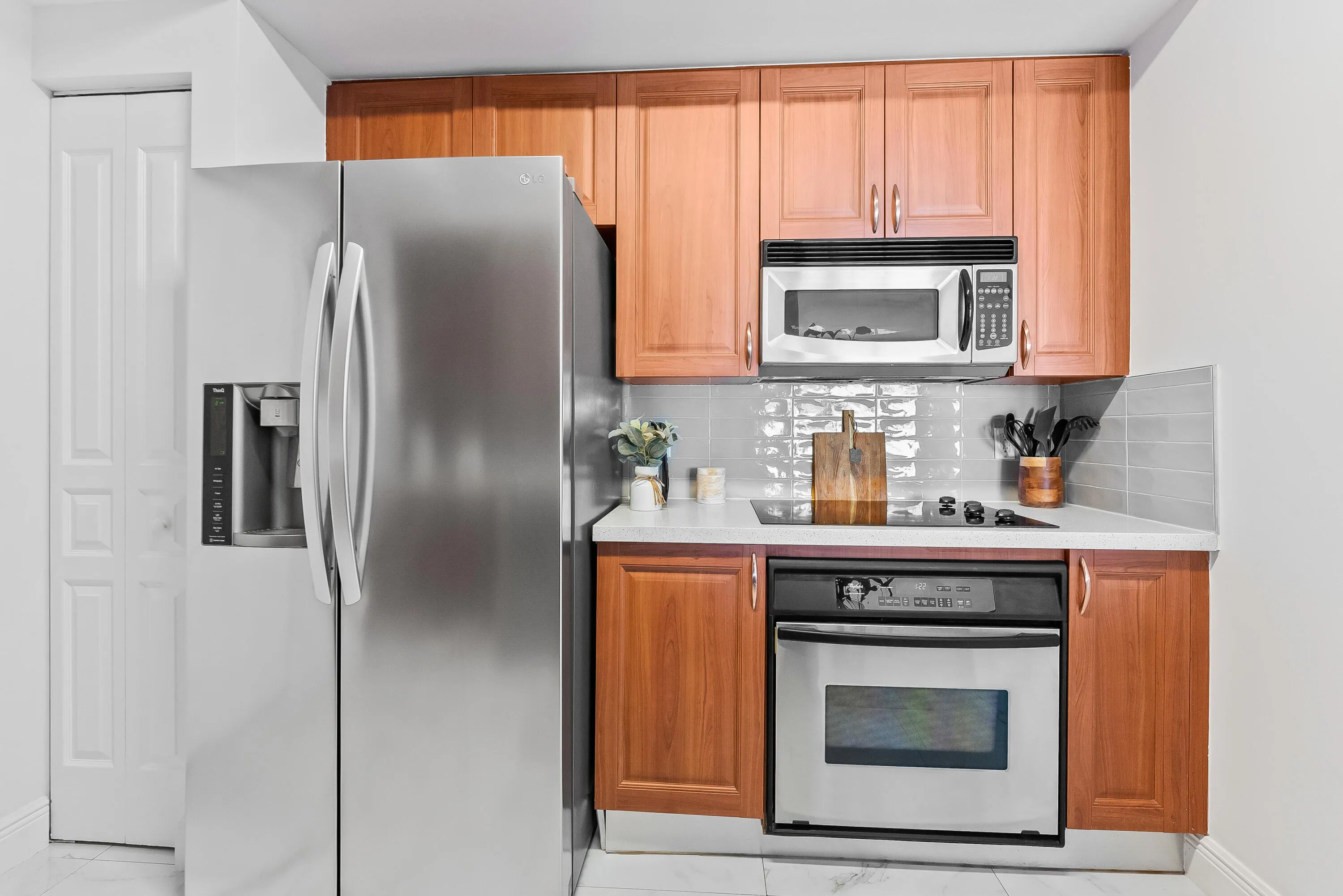 Kitchen - fully equipped.