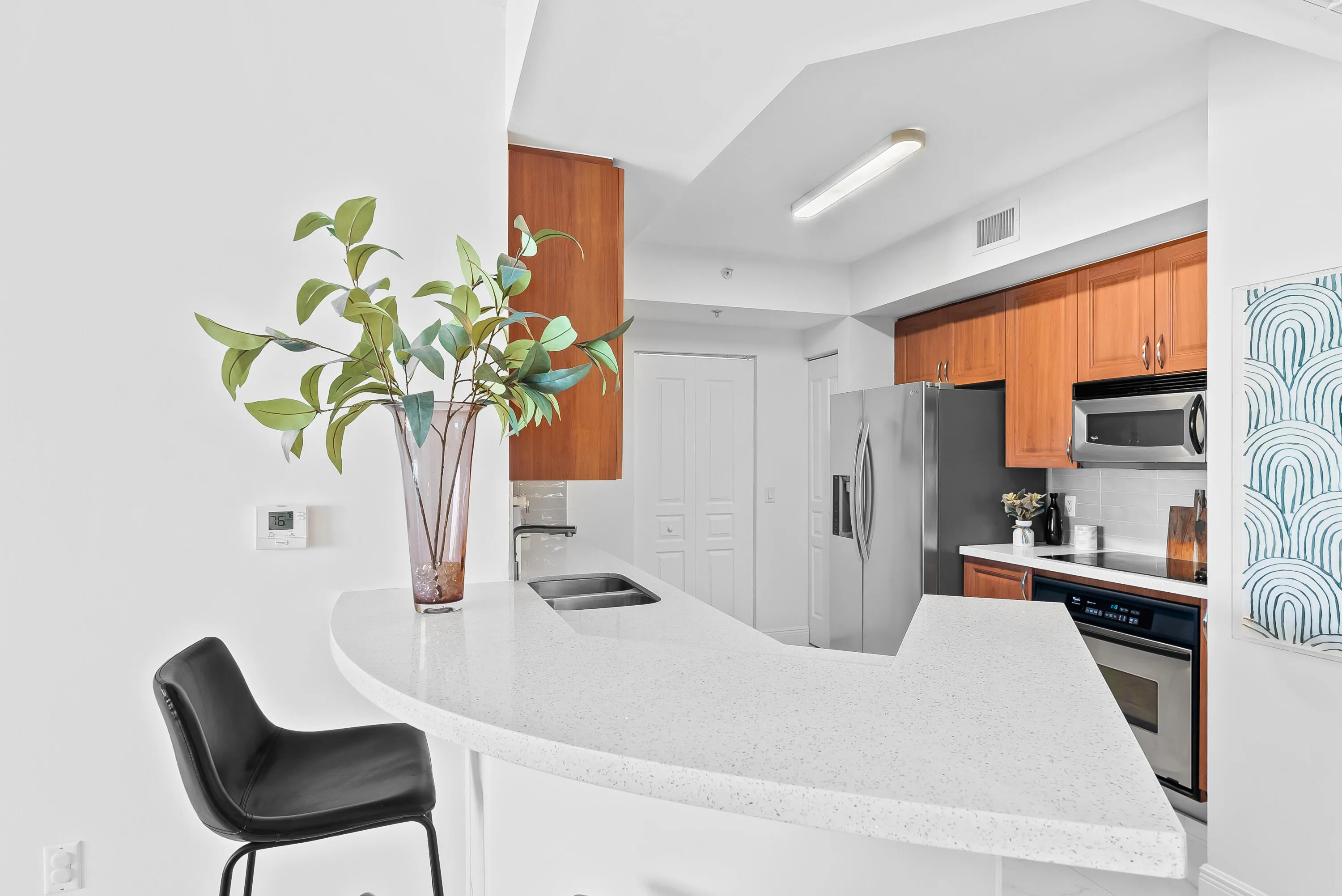 Kitchen - fully equipped.