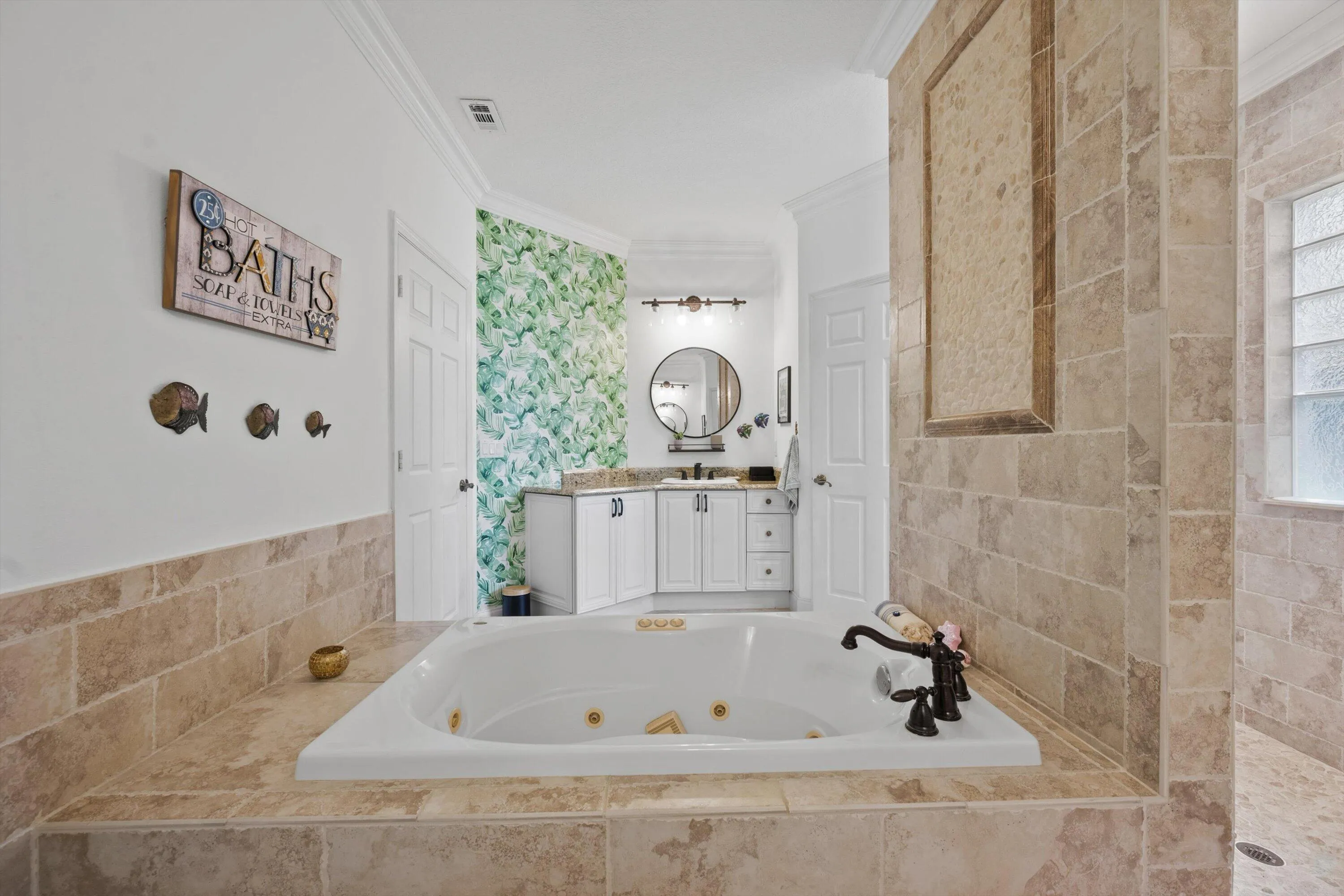 Jacuzzi Tub