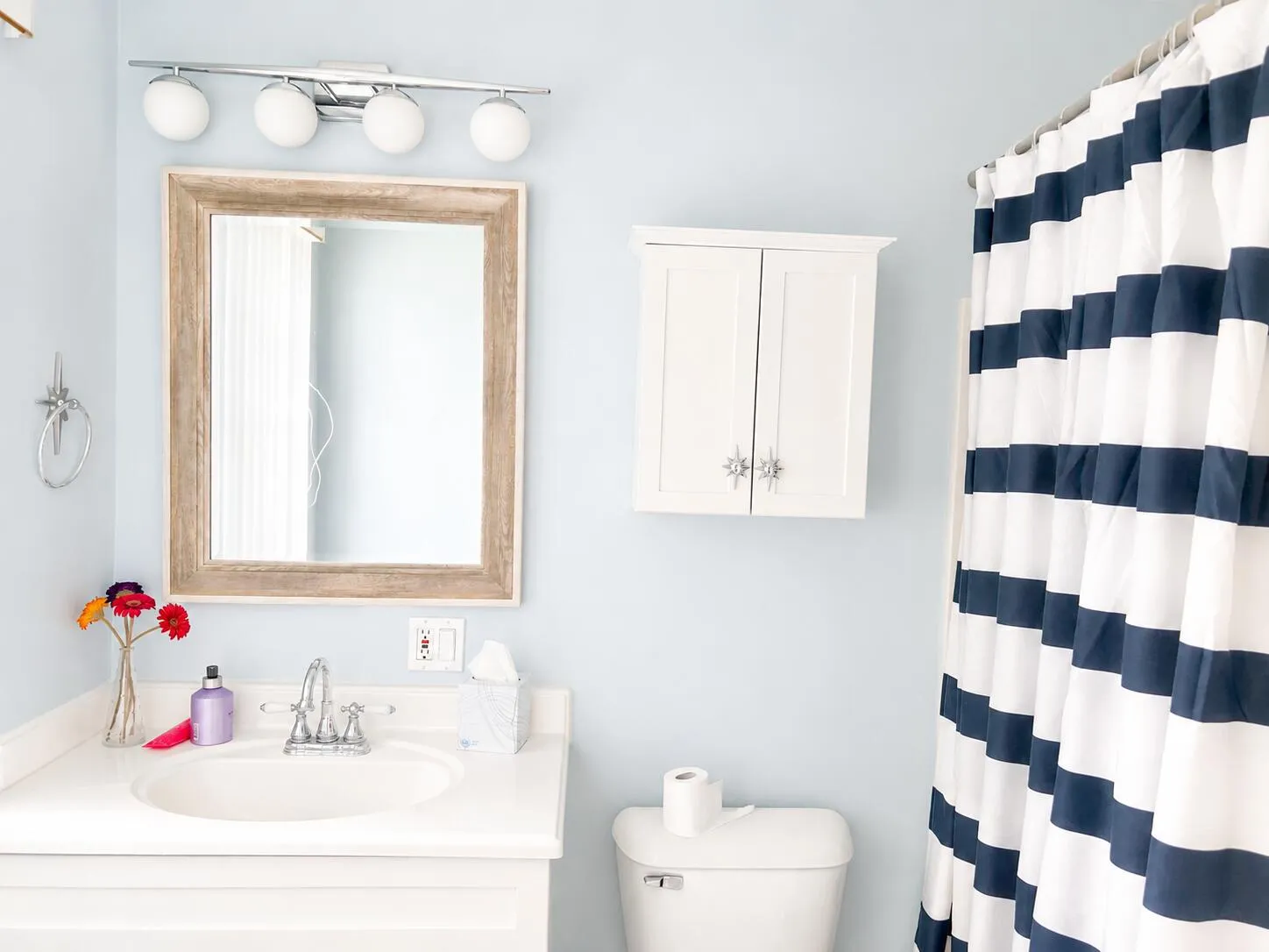 Apartment BathroomBathroom