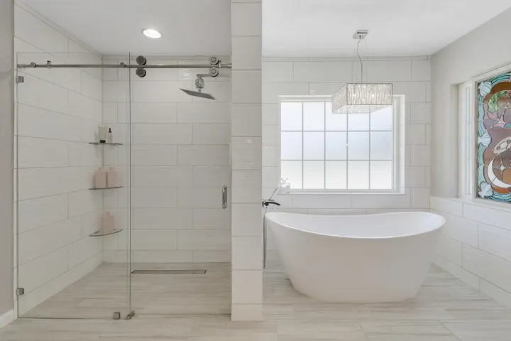 Large Soaking Tub
