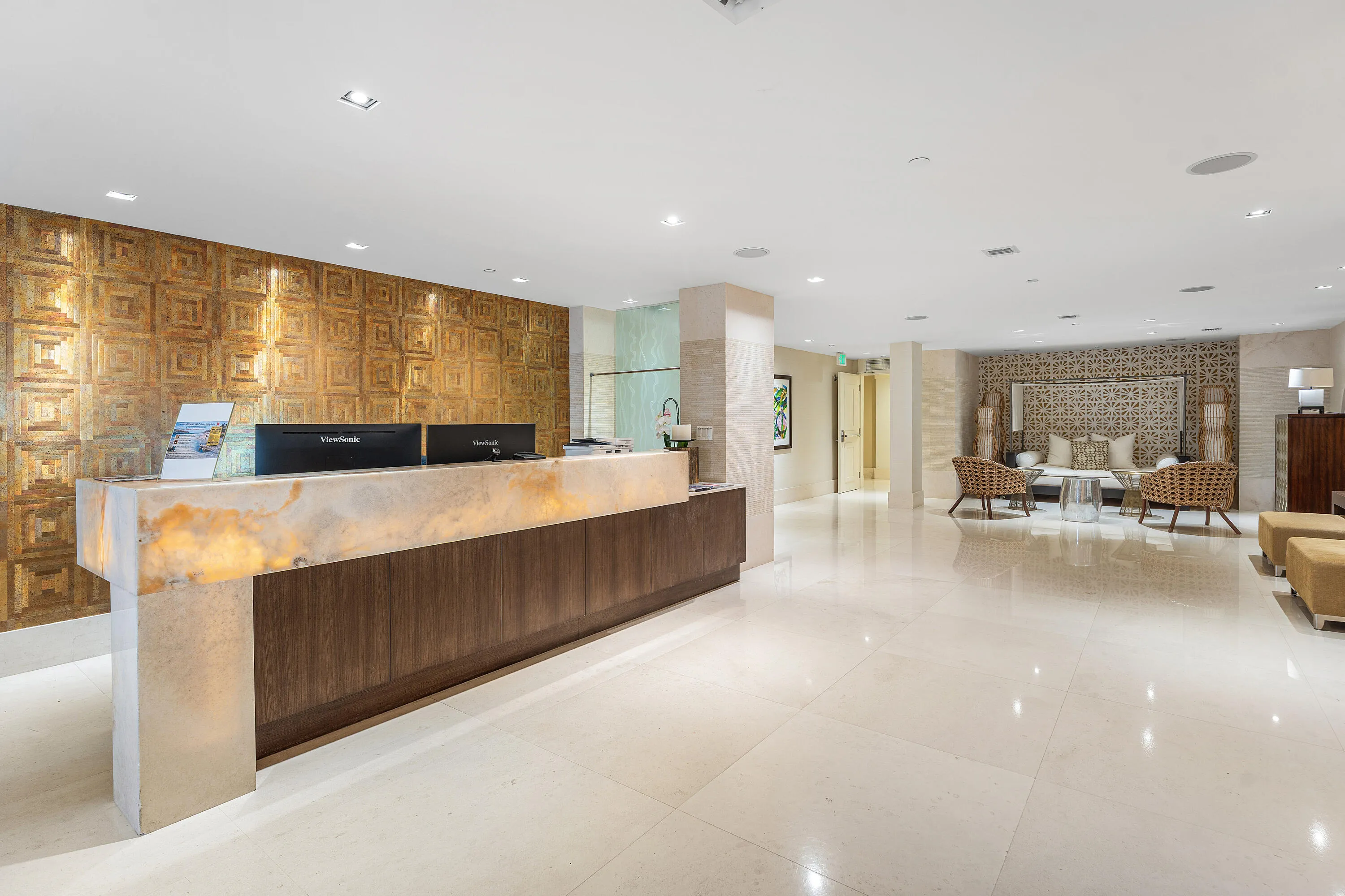 Beautiful front desk with concierge attendants