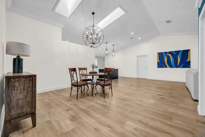 Dining/Living