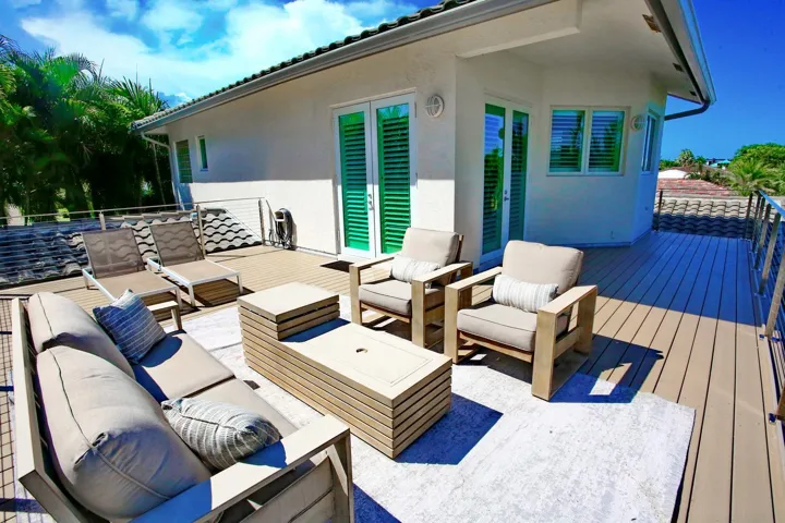 049-086-Roof Patio-1500x1000