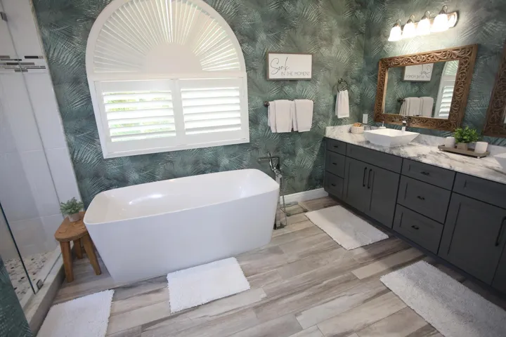 046-099-Master Bathroom-1500x1000