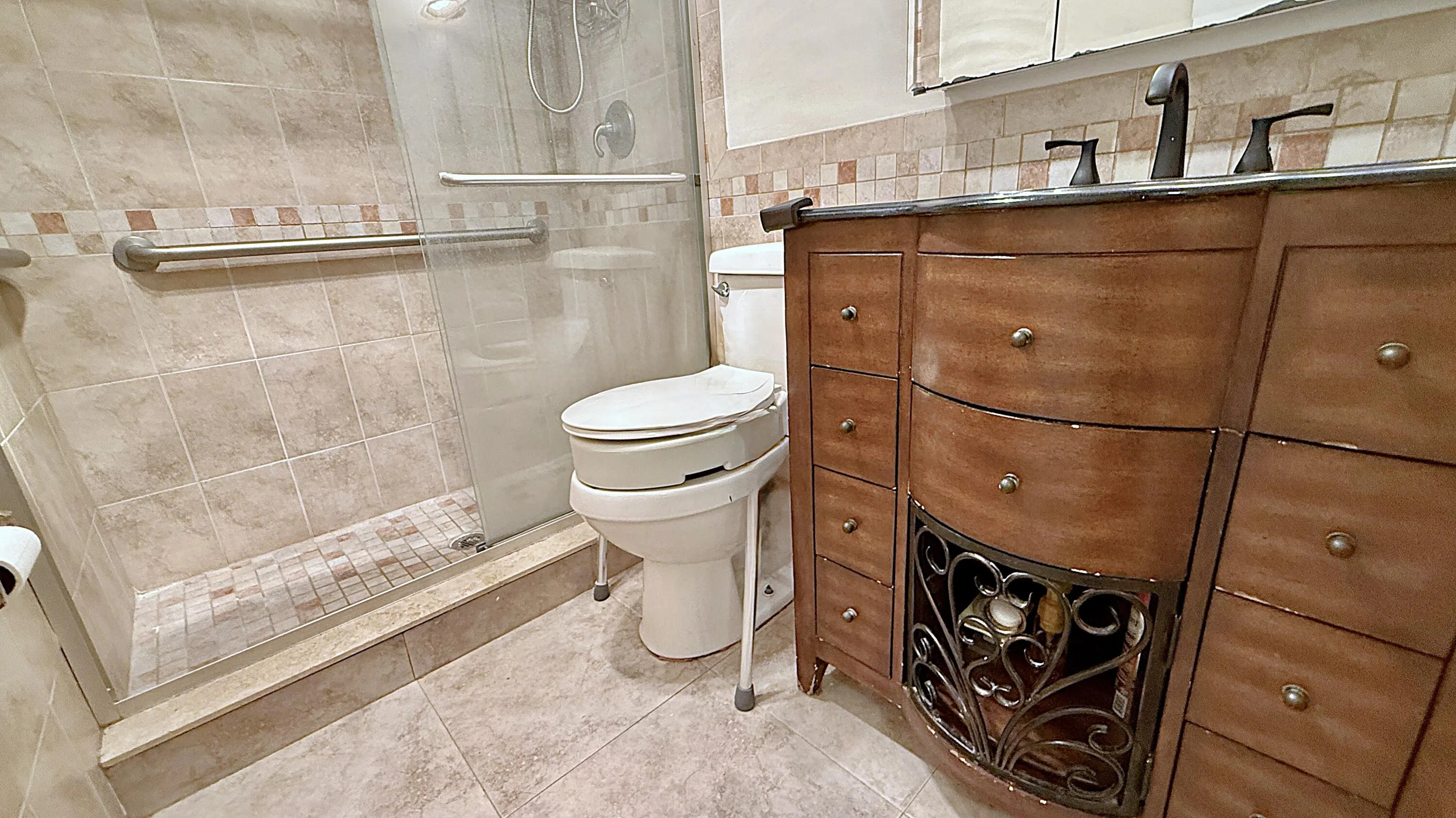 Main Bath
