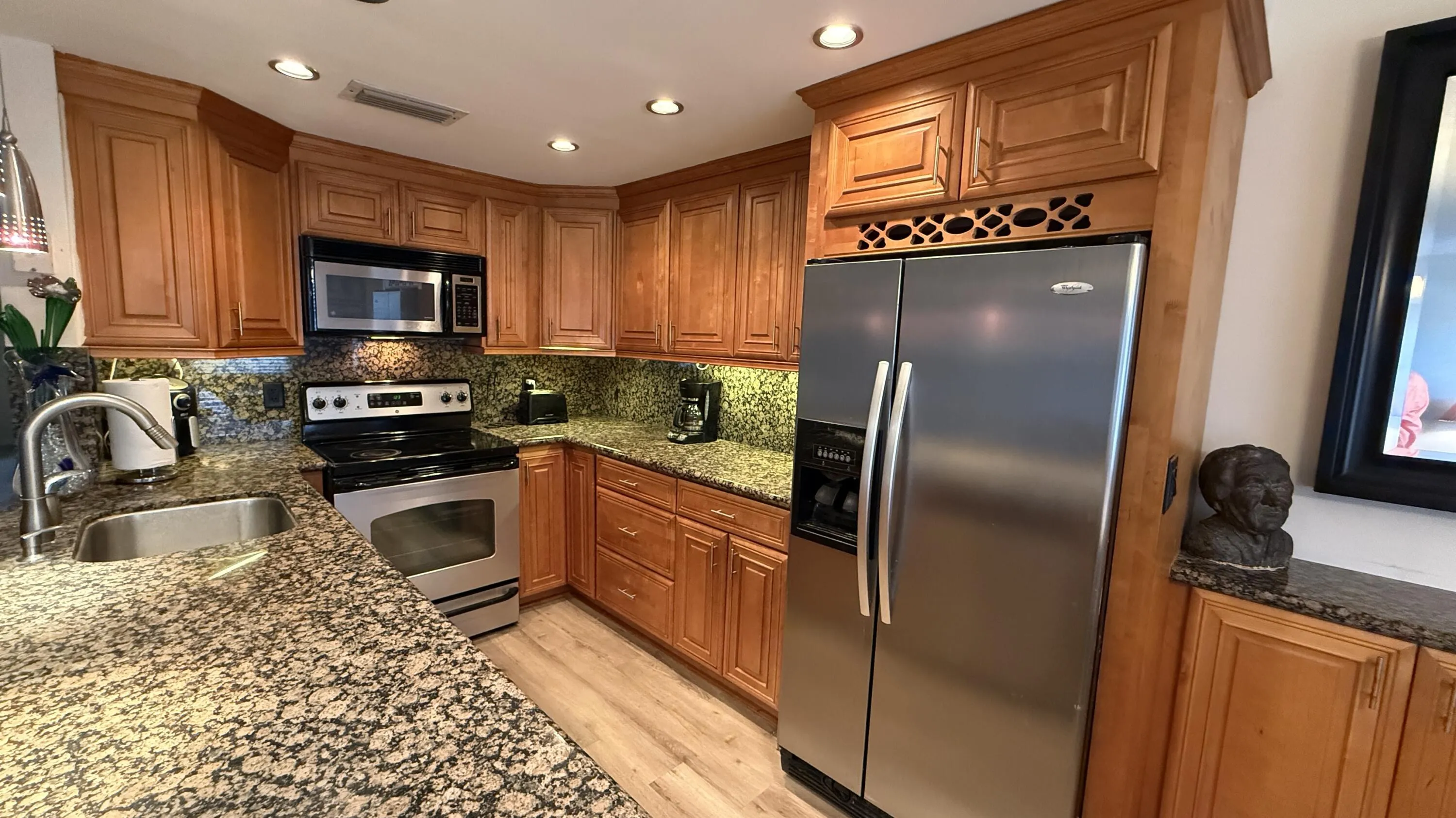 Kitchen 2