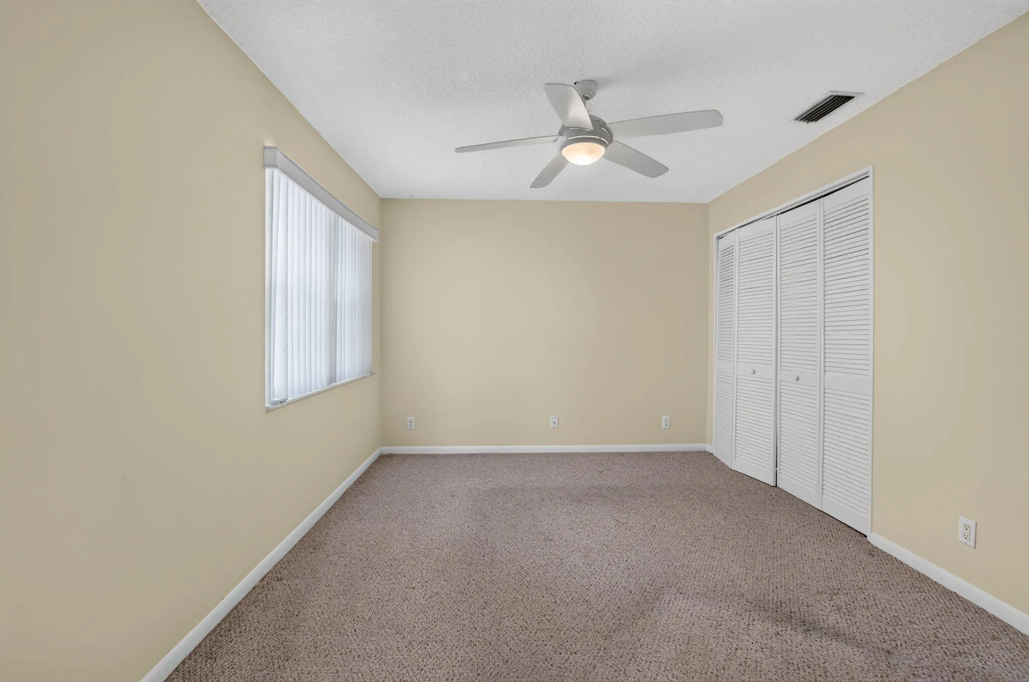3rd Bedroom with Berber Carpet & Ceiling Fan