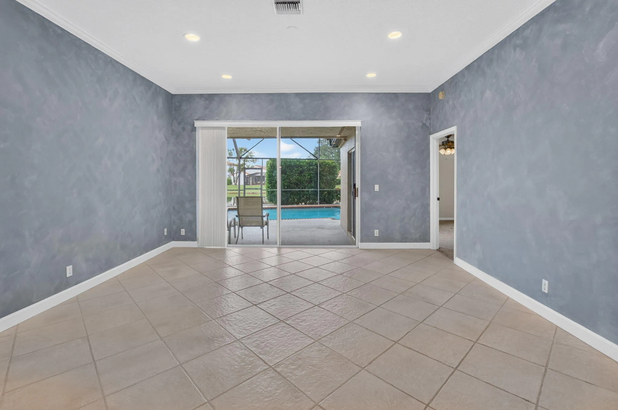 Interior Living/Dining Area